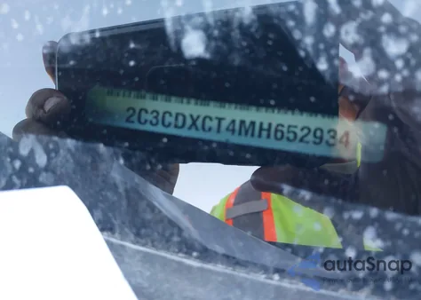 2021 Dodge Charger R/T z USA, uszkodzony, nr VIN 2C3CDXCT4MH652934